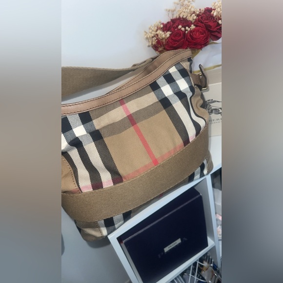 Burberry House Check tote - Picture 11 of 14